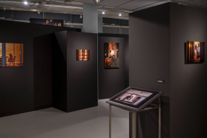 CODA Museum voegt audiodescriptie, reliëfprints en grootletter hand-outs toe aan tentoonstelling