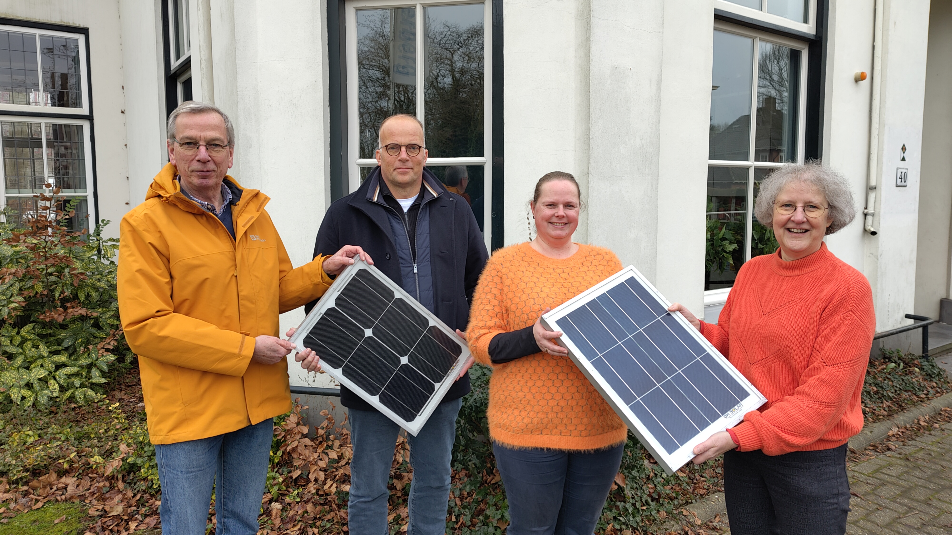 Zonne-energie cadeau aan De Herberg en Stadsakkers